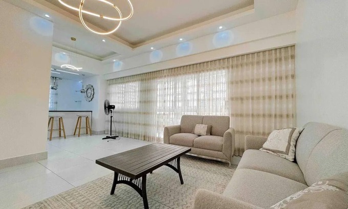 Renacimiento Apartamento | @Best Location 3BR 3.5BA AC Gym