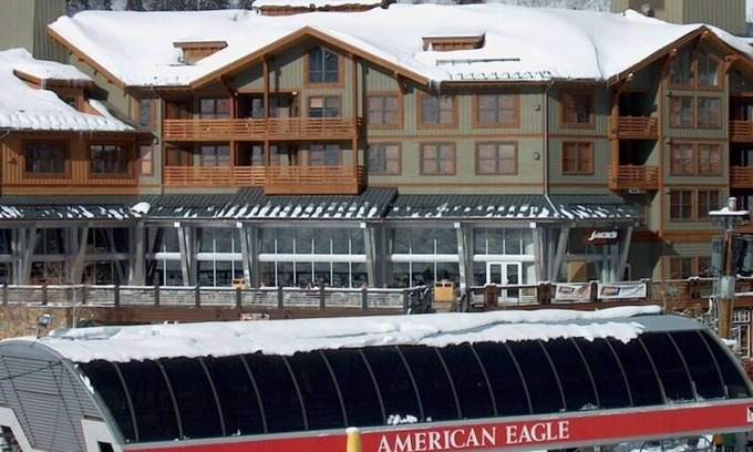 Copper Mountain Village Condominio | *** La mejor ubicación en el centro del pueblo en Copper Mountain!***