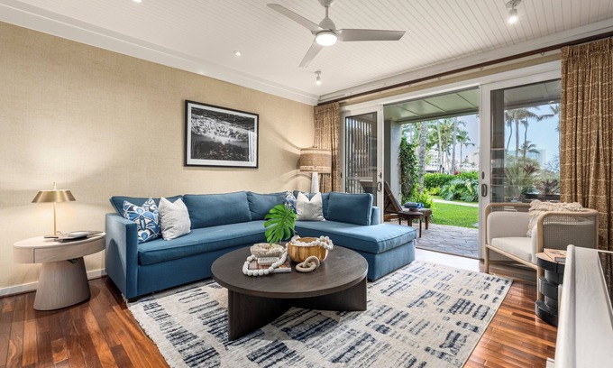 Kahuku Condominio | BEST LOCATION! Luxurious 3BR Ocean Villa at Turtle Bay with beach access & pool