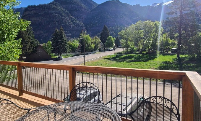Ouray Condominio | Best Mtn Amphitheater&fireworks views from PRIVATE DECK-1200MGPS-River-BBQ yes!!