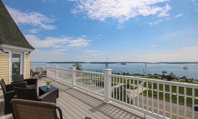 Munjoy Hill Apartamento | La mejor vista al mar en Portland!
