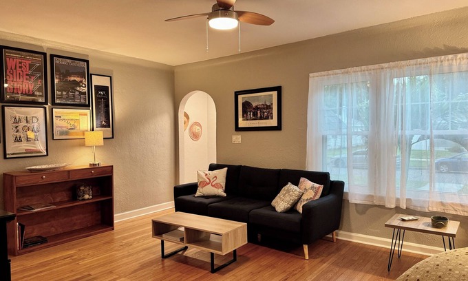 Crescent Heights Casa | Best of everything in St. Petersburg, FL - not affected by the hurricanes!