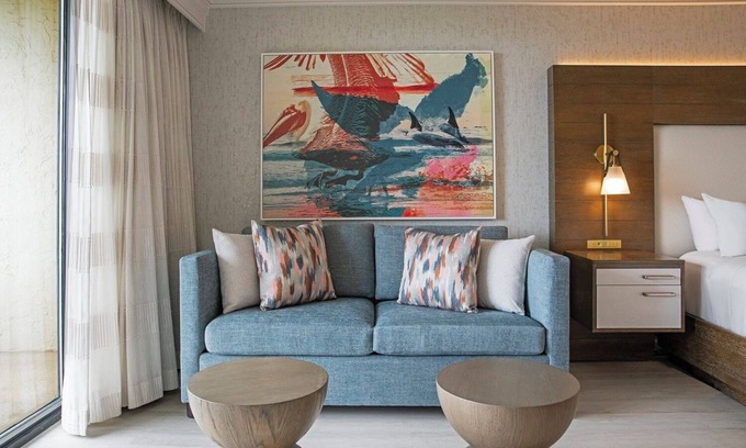 Shipyard Plantation Hotel | Best of Hilton Head! 4 Rooms w/ Balcony, Pool, Pet-Friendly, Minutes from Beach!