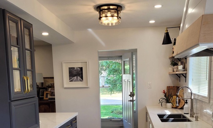 Fergus Casa | Best place to be, it's full of charm and it's in a very convenient location!