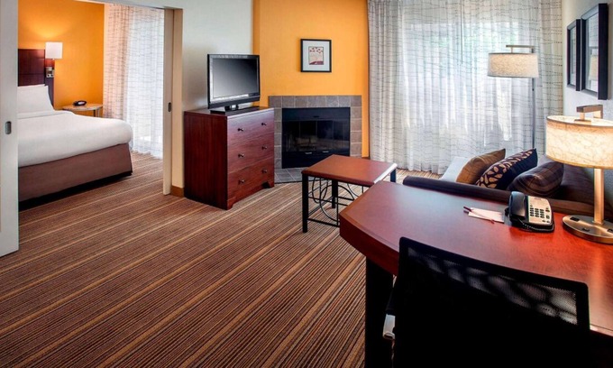 Westborough Casa | Best Place To Unwind! Free Parking, Onsite Swimming Pool, Pet-friendly Property