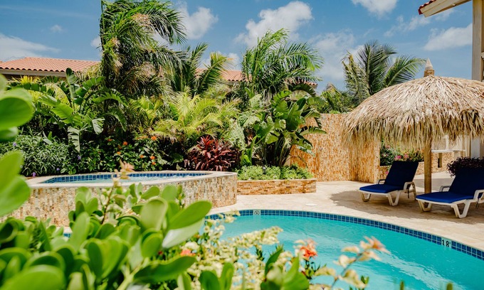 Noord Villa | Best Quality 2-bedroom Apartment 2 km From Eagle Beach