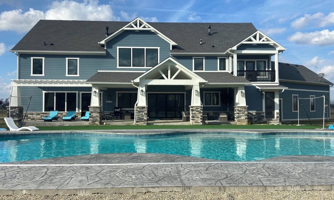 Westfield Casa | Best rental in the Midwest! House & Wizarding World Castle - 15 Acres of Fun!