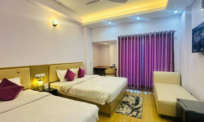 Latachapli Hotel | Best Southern Hotel