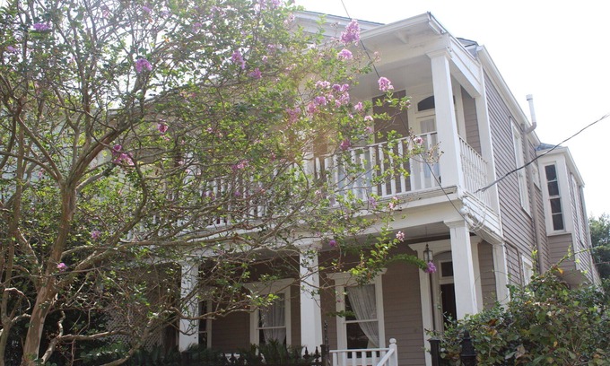 Touro Casa | Best uptown location for families!