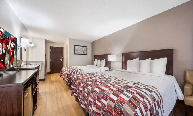 Council Bluffs Hotel | Best Value, Quality Stay! 3 Pet-friendly Units, Indoor Pool, Free Parking!