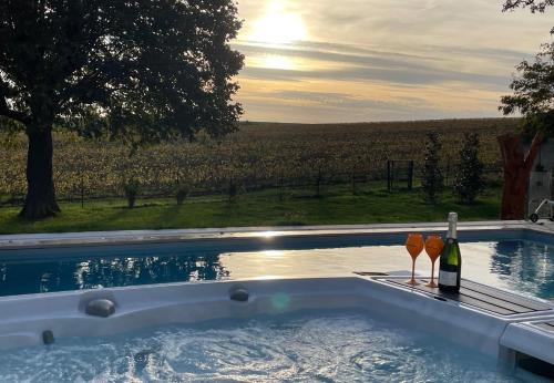 Saint-Thierry Apartamento | Best view, pool and spa on the Champagne vineyard