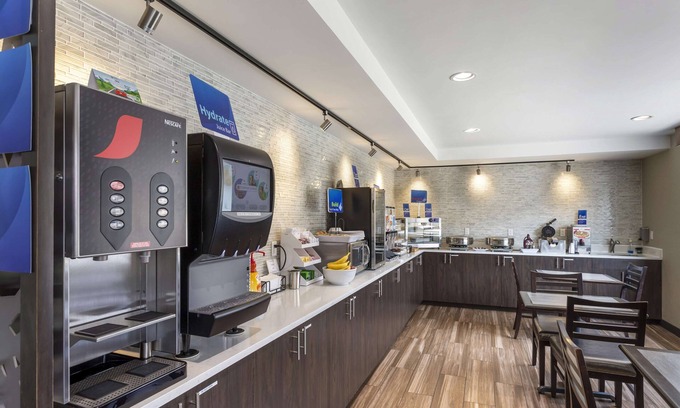 Gravesend Hotel | Best Western Brooklyn-Coney Island Inn