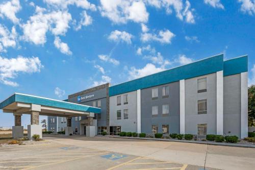 Mattoon Hotel | Best Western Heartland Inn