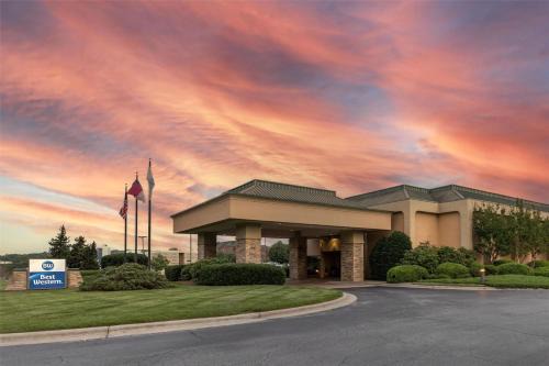 Hickory Hotel | Best Western Hickory