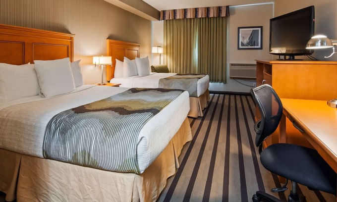 Newton Hotel | Best Western King George Inn & Suites