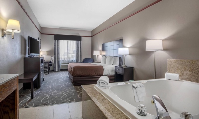 Mexia Hotel | Best Western Limestone Inn & Suites
