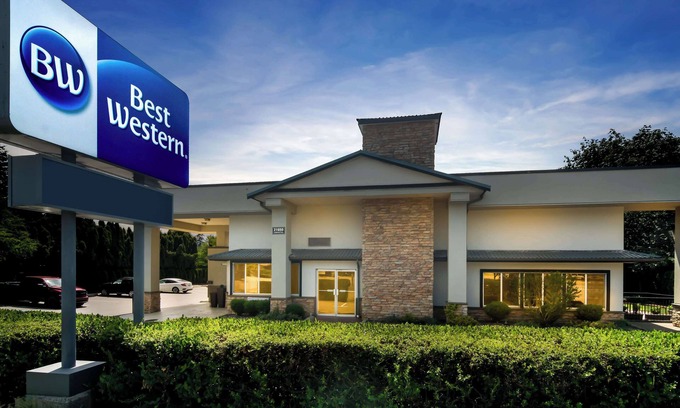 Maple Ridge Hotel | Best Western Maple Ridge Hotel