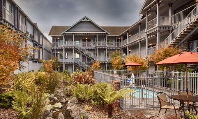 Eureka Hotel | Best Western Plus Bayshore Inn