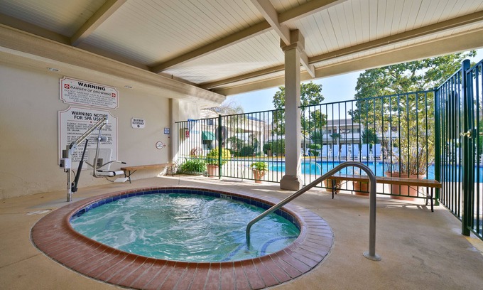 Paso Robles Hotel | Best Western Plus Black Oak