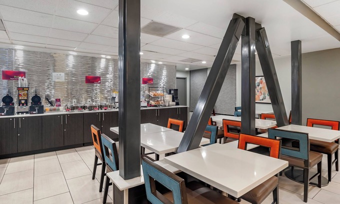 Commerce Hotel | Best Western Plus Commerce Hotel