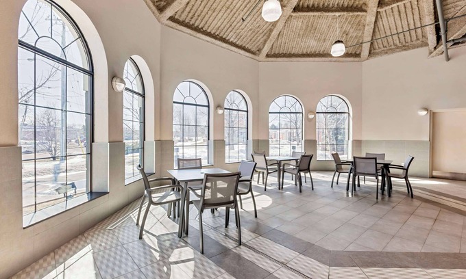 Scarborough Hotel | Best Western Plus Executive Inn