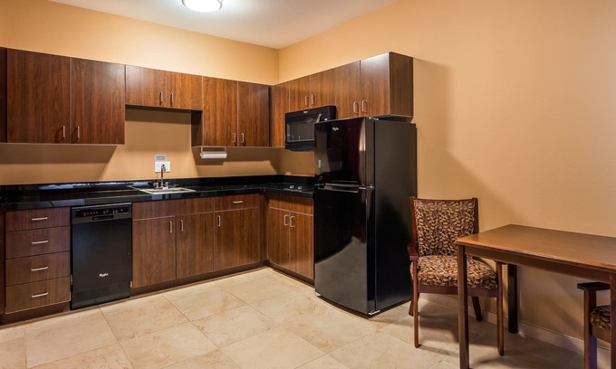 Hudson Hotel | Best Western Plus Hudson Hotel & Suites