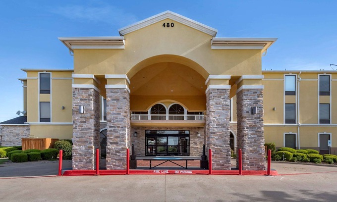 McKinney Hotel | BEST WESTERN PLUS McKinney Inn & Suites