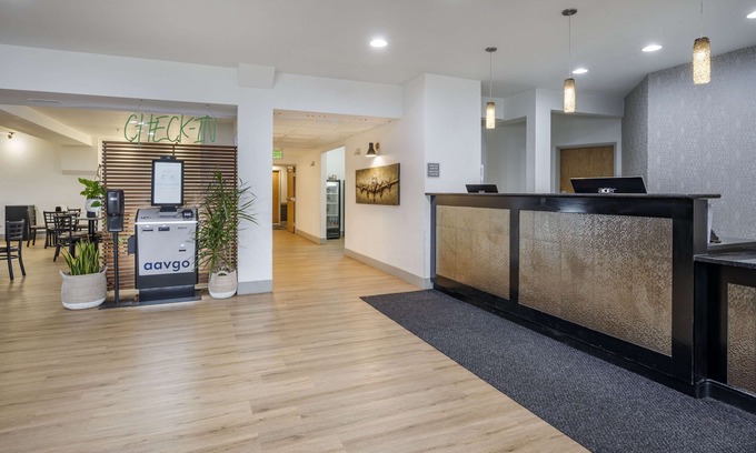 Spokane Hotel | Best Western Plus Peppertree Airport Inn