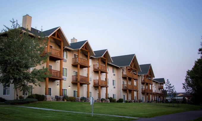 Great Falls Hotel | Best Western Plus Riverfront Hotel & Suites