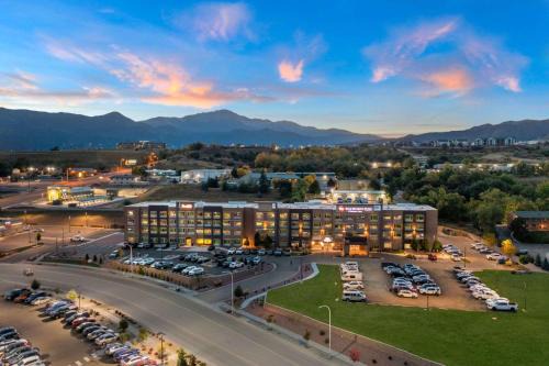 West Colorado Springs Hotel | Best Western Plus Fillmore Inn & Suites