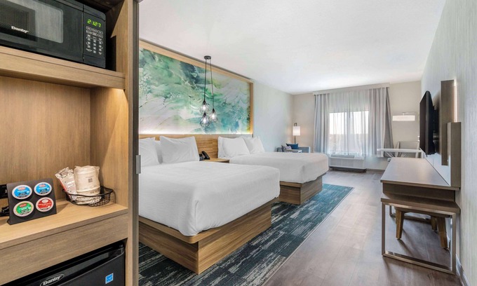 Winter Haven Hotel | Best Western Plus Winter Haven Inn & Suites
