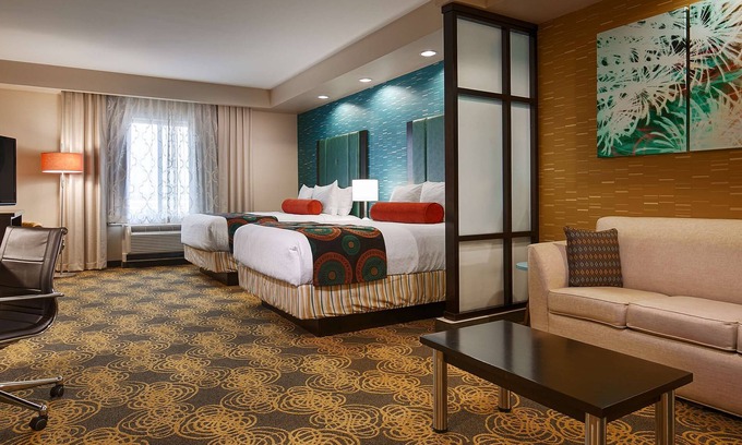 Willowbrook Hotel | Best Western Premier Ashton Suites-Willowbrook