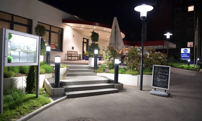 Niefern Hotel | Best Western Queens Hotel Pforzheim-Niefern