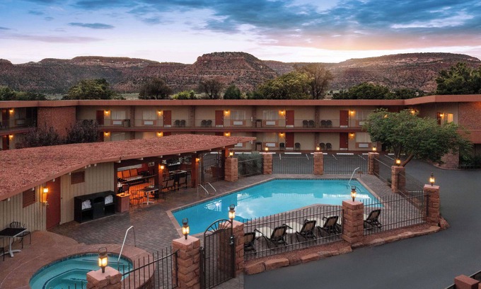 Kanab Hotel | Best Western Red Hills