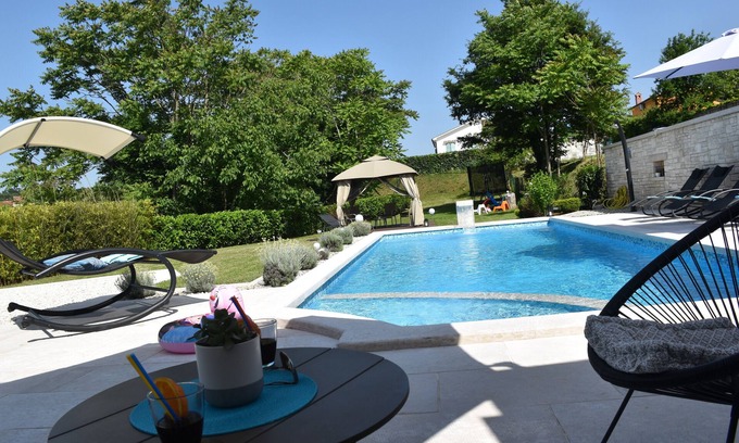 Sveti Petar u Sumi Villa | Bestes Angebot für Last-minute-buchung,check In-check Out-flexible !!!