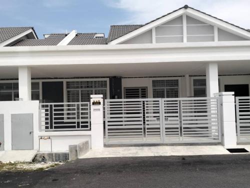 Ayer Panas Casa | Betta Imbellis Stay