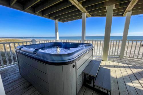 North Topsail Beach Casa | Better at the Beach Ocean Ridge