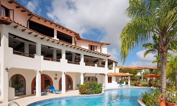 Maynards Apartamento | Better Choice for your Vacation! Contemporary Unit, Outdoor Pools, Parking!