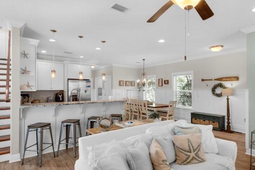 Villages of Crystal Beach Casa | Better Together