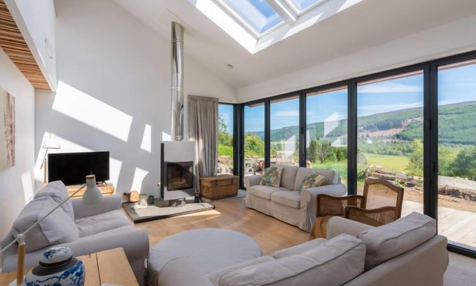 Bearnock Casa | Betulamhor by Interhome