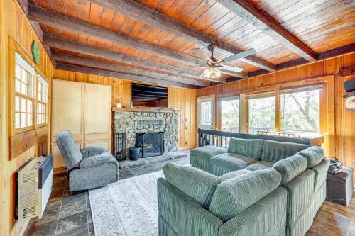 Running Springs Casa | Between Big Bear and Lake Arrowhead - Cabin with View!