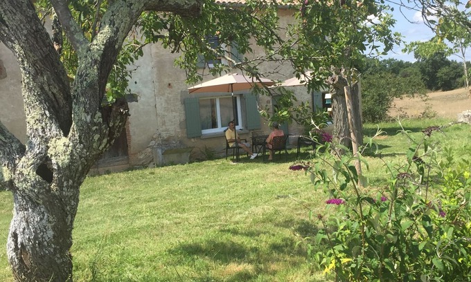 Castelnau-de-Montmiral Casa | Between bastides, vineyards and forests