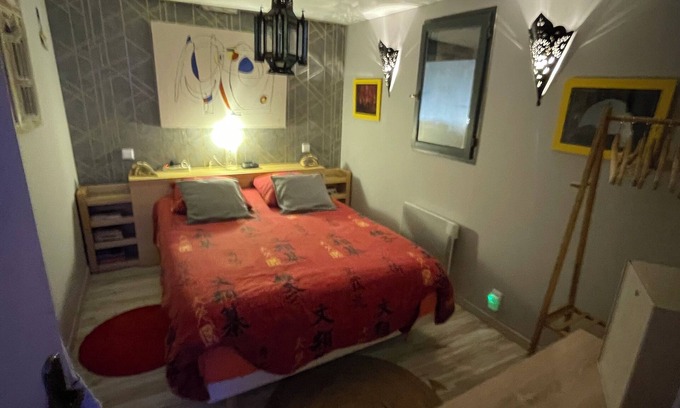Saint-Julien-de-Lampon Apartamento | Between Périgord and Lot, in the heart of an authentic village near the Dordogne...