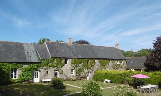 Tredarzec Casa | Entre Paimpol y Perros Guirec, gran casa de la antigua mansión 10p