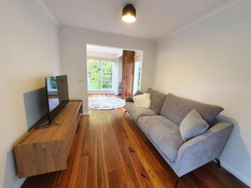 Croydon North Casa | Between the Yarra Valley, City, wineries. Pets