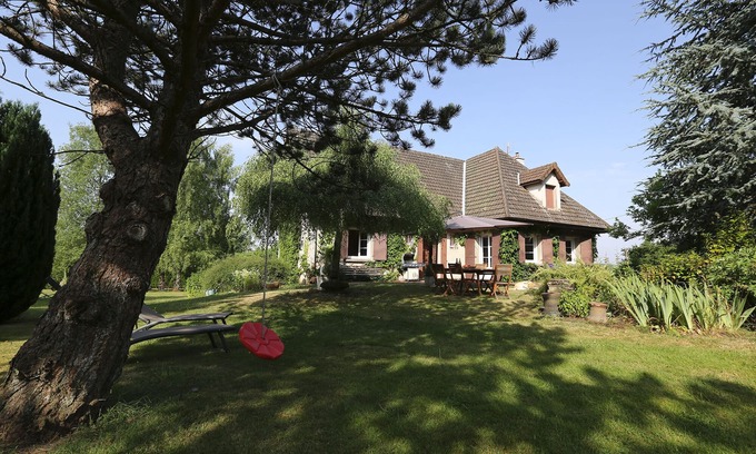 Autun Casa | Entre Wine Route y Morvan, espaciosa casa de campo con piscina ideal para reunirse