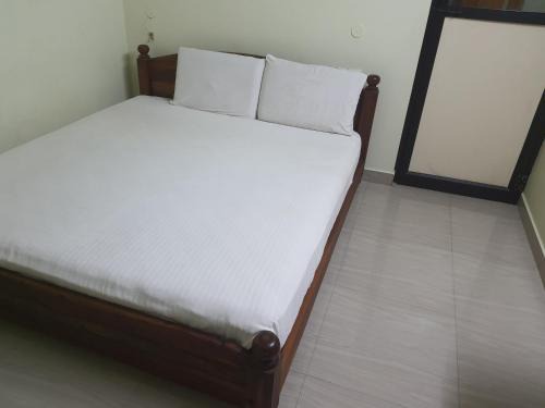 Aralvaimozhi Hotel | Beul Residency