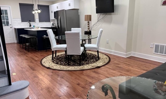 Primos Secane Casa | Entire house, Near to Philadelphia Airport