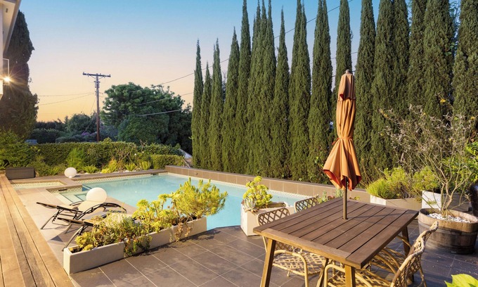 Pico - Robertson Casa | Beverly Green by AvantStay | Pool + Hot Tub | Luxury Design