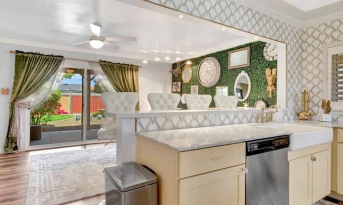 Cavalier Vista Casa | Beverly Hills In Scottsdale